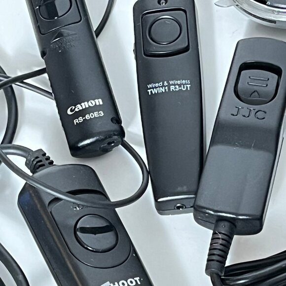 Camera & Lens Accessory Lot Misc Film Camera Accessories - Picture 10 of 15